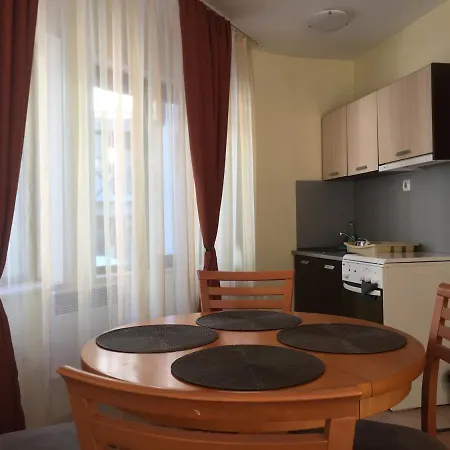 замъка 1 Aparthotel